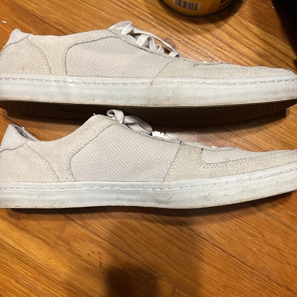 Cole Haan size 10.5 men’s sneakers. Tan - Picture 6 of 7